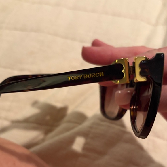 Tory Burch Tortoiseshell Sunglasses with Brown Lenses - Picture 2 of 6